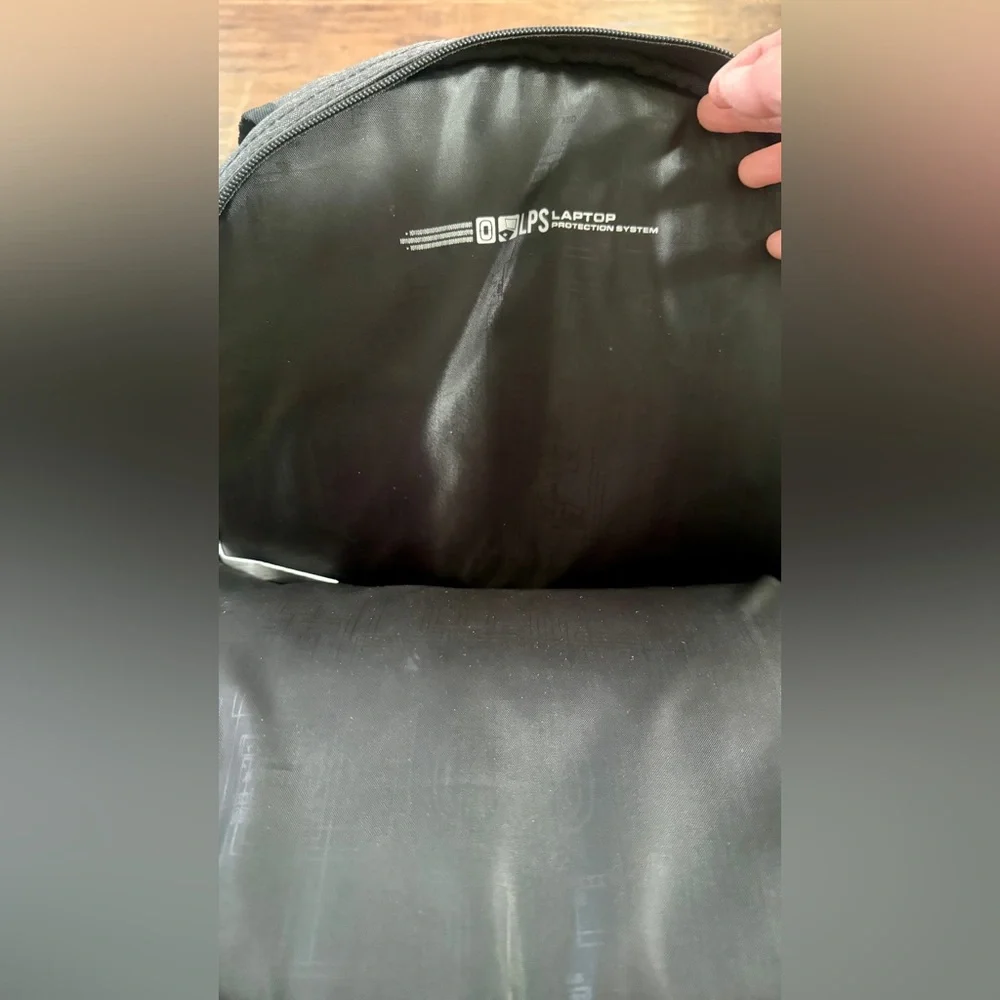 Ogio airflow travel/commuter Backpack